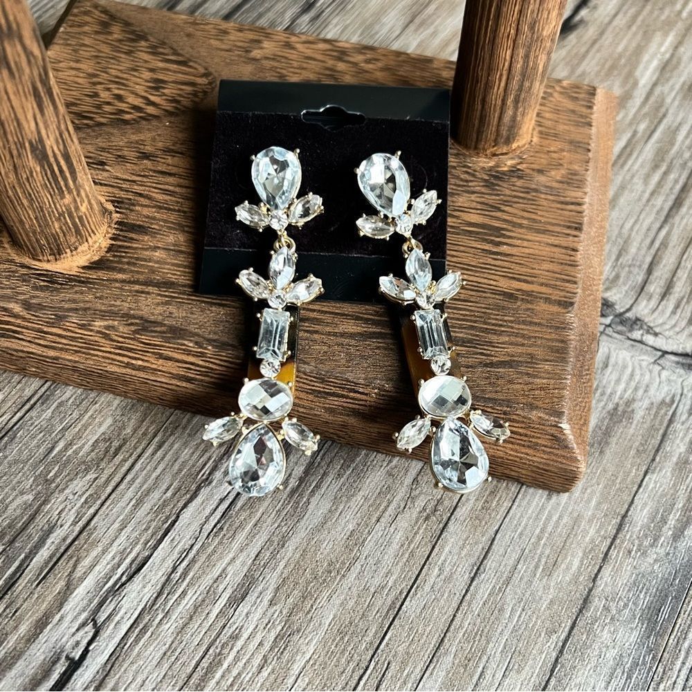 Oversized statement earrings - Picture 6 of 11
